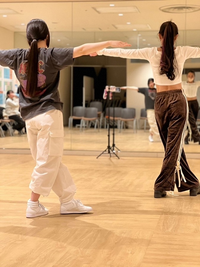 k-pop�_���X�@�p�t�H�[�}���X�N���X