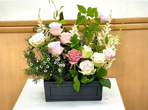 �C���e���A�E�t�����[�A�����W�����g