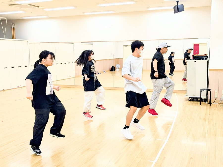 �݂�ȂŁ�HIPHOP
