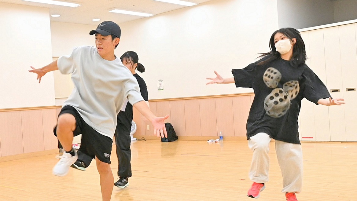 �݂�ȂŁ�HIPHOP
