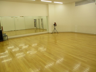 �t���_���X(��)19:00